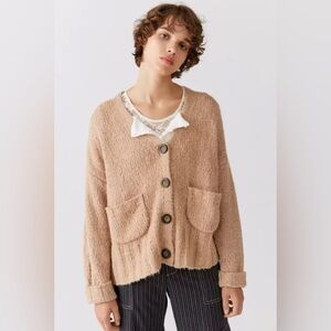 Urban Outfitters Women’s Slouchy Tan Button Front Cardigan w/Pickets Size Med‎